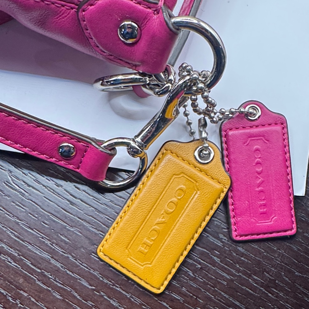 💖 Coach Large Fuchsia Bucket Bag – Double Hangtag & Handles! 💖 - Picture 4 of 13